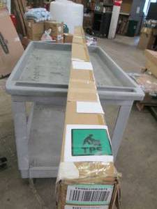 lot 58 image: 93 inch led shop light tested and w...