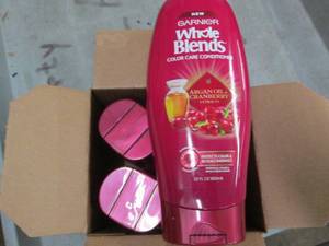 lot 280 image: case of 422 fl oz bottles of garni...