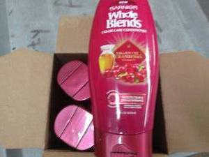 lot 279 image: case of 422 fl oz bottles of garni...