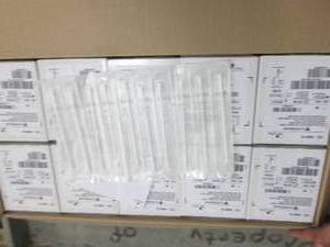 lot 227 image: case of classiqswabs 10 x 100 ...