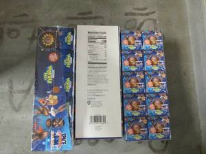 lot 341 image: 3 packages of 10 space jams wonder ...