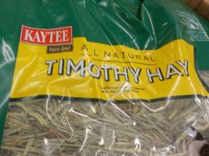 lot 291 image: 2 6lb bags of timothy hay ...
