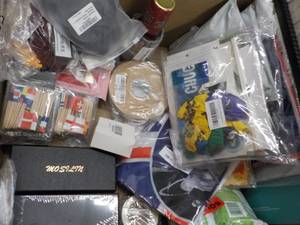 lot 296 image: box of misc please see pictures...