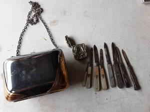 Silver Plate Clutch Purse, Vintage Snuff Box & Knives