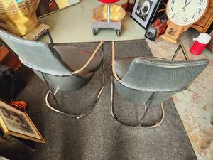 lot 37 image: Vintage Pair of Mod Chairs