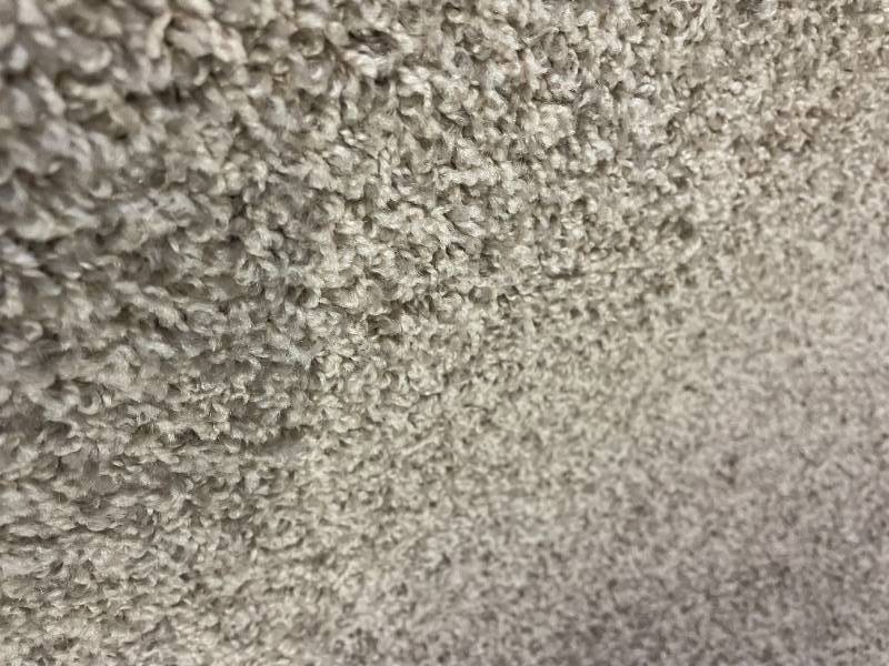 lot 127 image: 150 SF of Sophisticated Tones Plush Carpet - Griege Fleck Tones 126x12