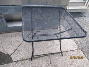 lot 8 image: Square metal patio table...