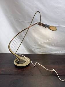 lot 10 image: Vintage Brass Musical DeskPiano Lamp