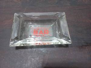lot 30 image: Vintage Slim And Jims Bar Ashtray