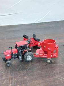 lot 50 image: Case Toy Tractor And Accessories