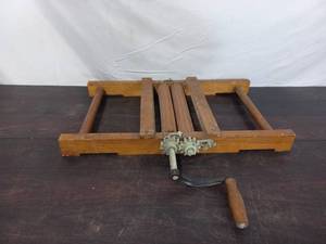 lot 61 image: Antique Clothing Wringer