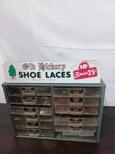 lot 84 image: Vintage Old Hickory Shoe Laces Box