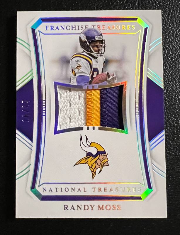 Randy Moss player worn jersey patch football card (Minnesota