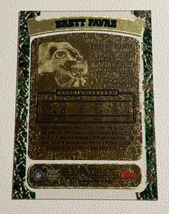 lot 41 image: 1998 Topps Leading Legends Brett Favre Gold Insert Football Card