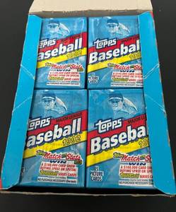 lot 151 image: 1992 Topps Baseball Wax Pack Box, 36 Packs, Cards