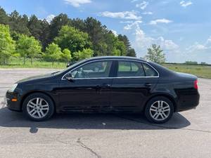 lot 9C image: 2006 Volkswagen Jetta 2.5