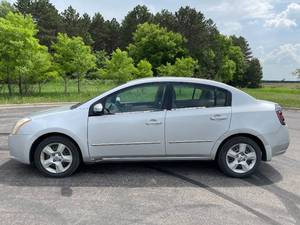 lot 16 image: 2008 Nissan Sentra 2.0 S