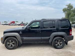 lot 17A image: 2010 Jeep Liberty Renegade - 4X4 - 2 OWNERS