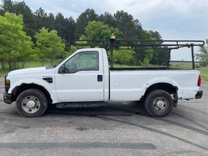 lot 3Z image: 2008 Ford F-250 Super Duty XL - 1OWNER -  26,266 MILES