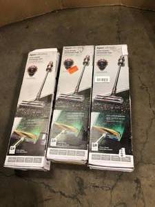 lot 3 image: 3 Lots of Dyson V15 Detect Cordless Stick Vacuum Cleaner Customer Returns See Pictures