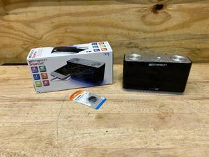 lot 50 image: EMERSON Smartset Radio Alarm Clock, 1.4 Blue LED Digital Display, USB Charging Port, Brightness Dimmer Controls, Bluetooth Connectivity, Set Alarm to Radio, Music, or Buzzer, Bedside Clock, Black