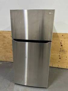 lot 20 image: LG Internal Water Dispenser 23.8-cu ft Top-Freezer Refrigerator (Stainless Steel) ENERGY STAR (061523282)