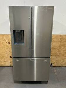 lot 20C image: SAMSUNG 27-cu ft French Door Refrigerator with Dual Ice Maker (Fingerprint Resistant Stainless Steel) ENERGY STAR (061523646)