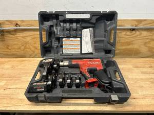 lot 106 image: RIDGID RP 330 Pressing Tool Kit