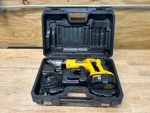 lot 111 image: DEWALT 18V Cordless DC490 18 Gauge Swivel Head Shear with Battery, Charger and Case