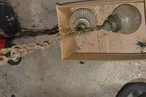 lot 23 image: Hanging Light Fixture 2 bulbs