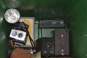 lot 59 image: Bin of Old Projector,Cameras and cases