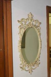 lot 76 image: Wall Mirror
