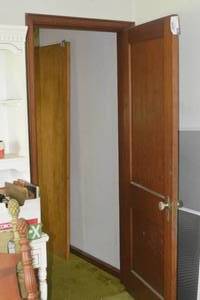 lot 32 image: Rights to DoorHinges FrameHardware 30 wide 80 Height