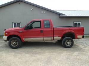 1999 Ford F-250 4WD EXT Cab