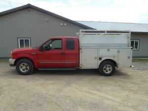 2000 Ford F-250 Lariat  Service Box Truck