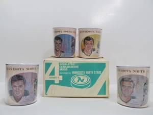 lot 34 image: NOS Vintage 1970s NORTH STARS Hockey Mug Set of 4 - Series A