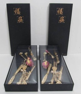 lot 133 image: 2 Brand New Sets of Ornate SALVADOR DALI Gold Plated Utensils