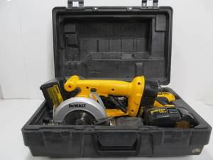 lot 149 image: Nice Set of Working DEWALT Power Tools