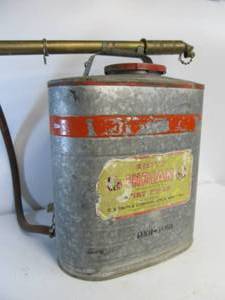 lot 172 image: Neat Old Smith INDIAN Galvanized Fire Pump wSolid Brass Sprayer 