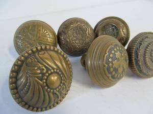 lot 189 image: 6 Different Ornate Antique Solid Brass Door Knobs
