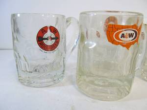 lot 199 image: Lot of 6 Old Heavy A&ampW Rootbeer Float Mugs