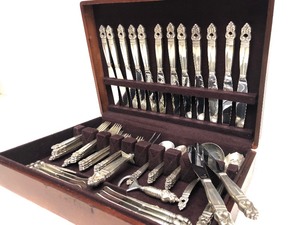 lot 3 image: 1950s Royal Danish Sterling Silver Flatware Set wCase
