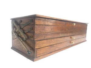 lot 1 image: Wonderful Antique Oak CLARKS Anchor Thread Display Cabinet