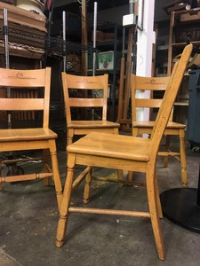 lot 246 image: Set of 4 Vintage 1930s Side or Dining Kitchen Chairs