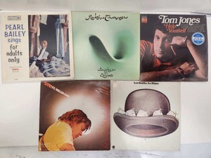 lot 324 image: Lot of Assorted Vintage Vinyl Records #8