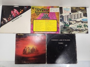 lot 319 image: Lot of Assorted Vintage Vinyl Records #3