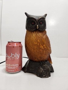 lot 334 image: Working Glass & Brass Owl Lamp