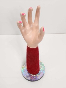 lot 336 image: Very Cool Retro Hand Statue  Ring Holder