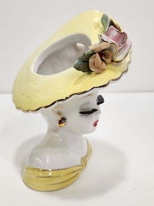 lot 342 image: Mid Century Lady Head Vase