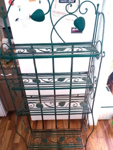 lot 389 image: Folding IronMetal Kitchen or Bakers Rack